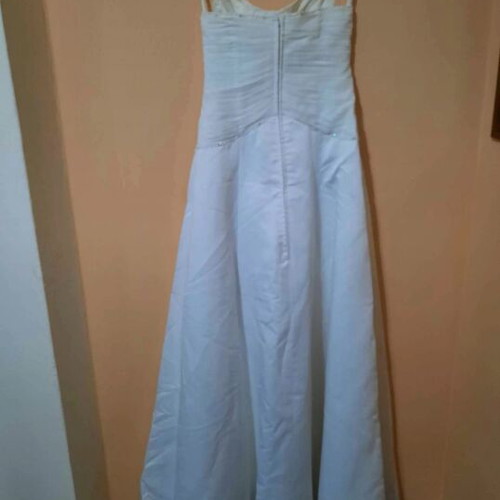 Silk wedding dress like new embroidered with stones