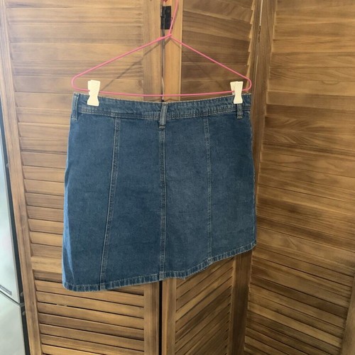 H&M Denim Skirt like new, size XL 42 14, blue