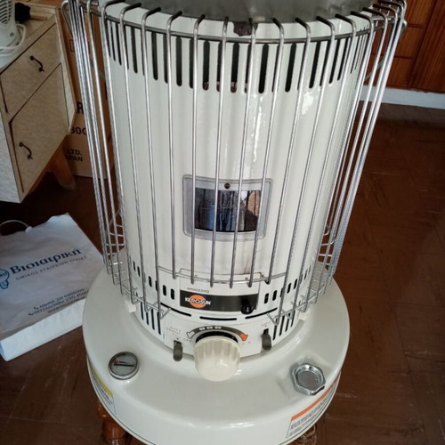 Kero-Sun Omni 230G kerosene heater like new with box and 2 containers 20L