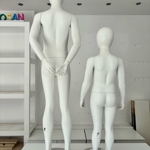 Children's display mannequins used, set of 2, white with bases