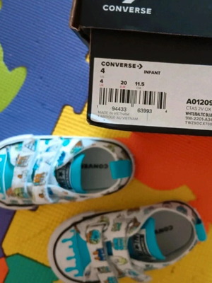 All Star Converse infant sneakers new, size 20, 11.5cm