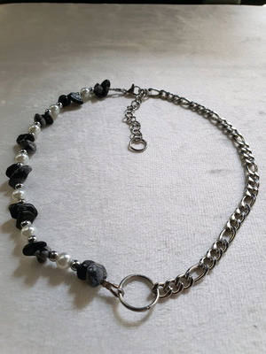 Snowflake Obsidian and Pearl Half Chain Necklace like new