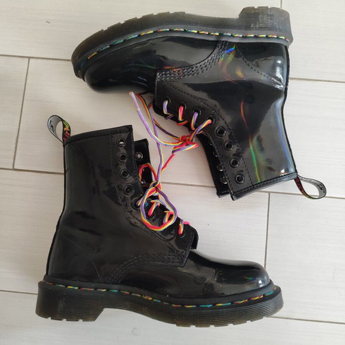 Dr. Martens Youthful Boots Size 36 Like New Black Patent