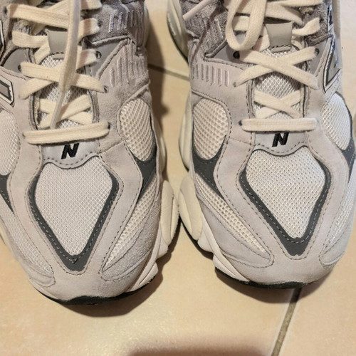 New Balance 9060 sneakers used, gray, size 40.5