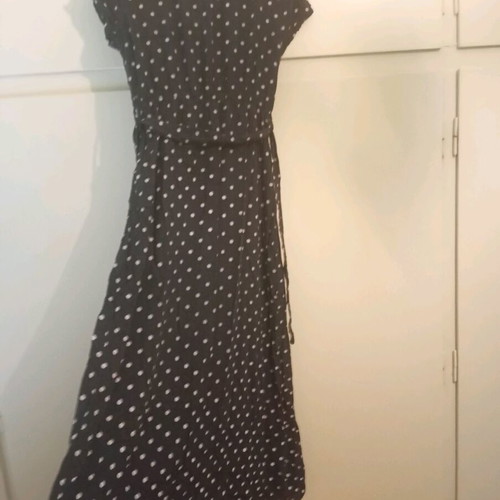 Maxi dress black polka dot like new, medium, cotton summer