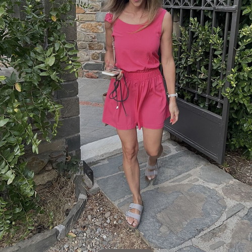 Reginas One-Piece Shorts Romper like new, red and pink, onesize