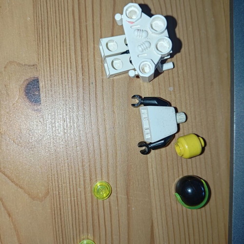 Lego vintage minifigure Blacktron 2 with Jet Pack and Trans-Neon Green Lights used