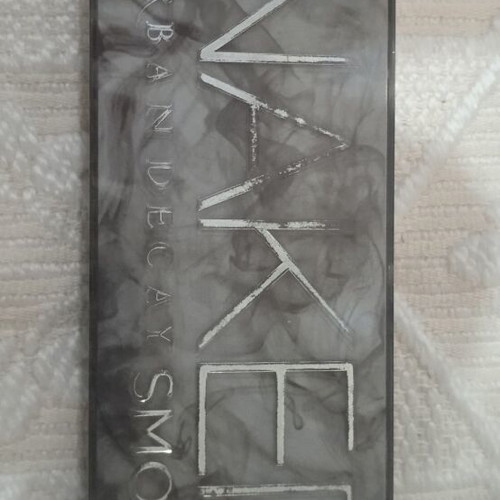 Urban Decay Naked Reloaded eyeshadow palette used, smokey