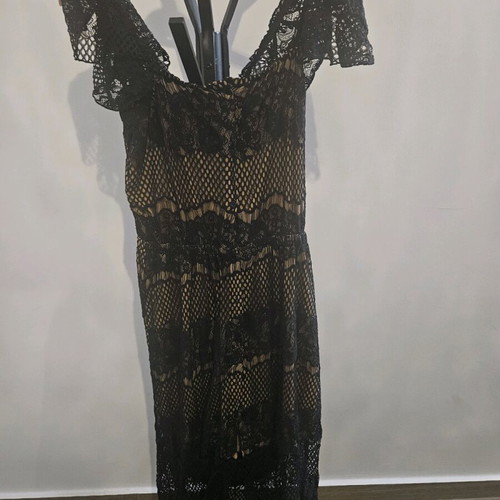 Lynne dress like new, black, size M