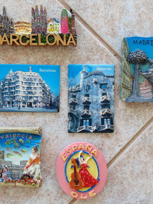 Souvenir fridge magnets used, set of 6 from Spain