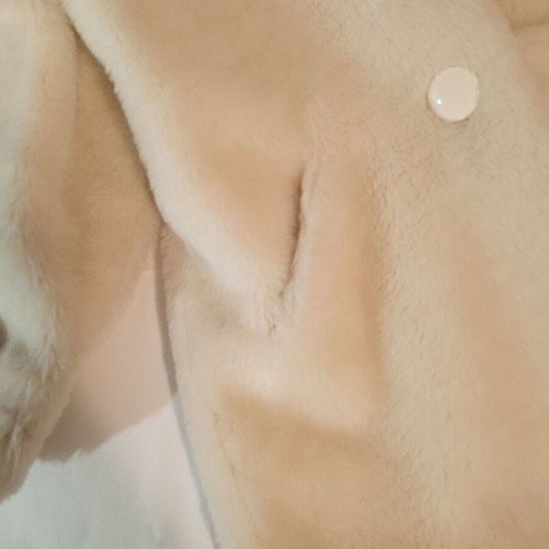 Coat made of synthetic fur with a hood white medium/large 3/4 sleeve