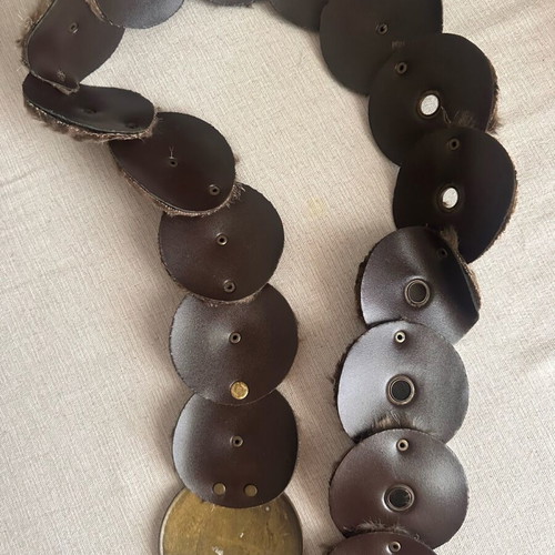Belt with fur like new