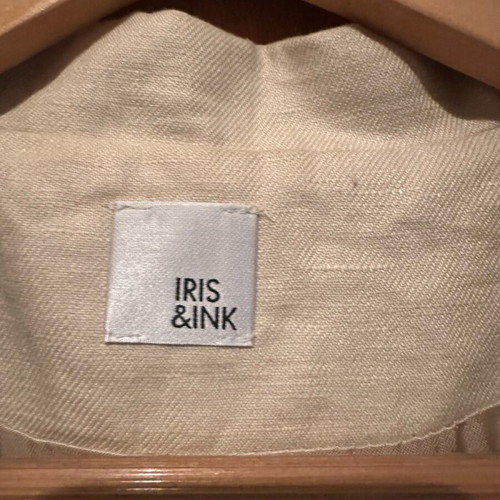Beige linen jacket size 10 slim fit like new Iris and Ink
