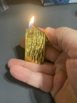 Cosmic Electronic lighter like new