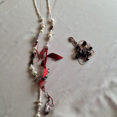 Necklace set with boho pearls and elegant cross, like new