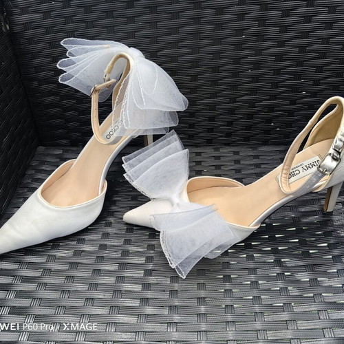 Jimmy Choo Averly 100 satin pumps used, size 40