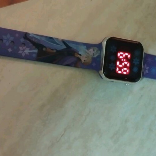 Disney Frozen Led wristwatch like new