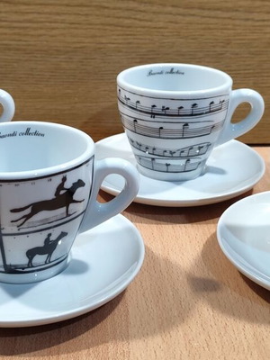 Buondi Espresso σετ 4 cappuccino φλυτζανιών limited edition με πιατάκια καινούργιο