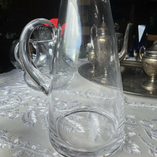 Crystal Serving Pitcher like new, elegant and timeless design