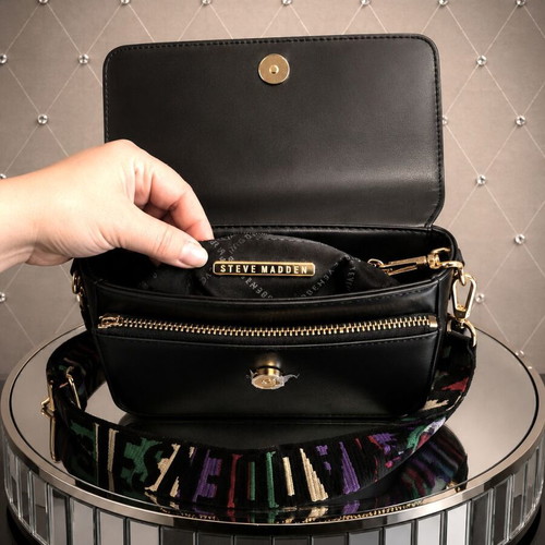 Steve Madden shoulder bag new with 2 authentic straps and metal details