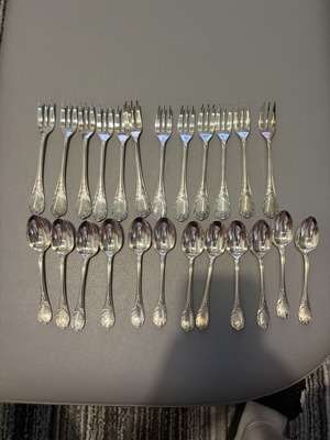 Christofle Silver-Plated Cutlery Set like new, 62 pieces