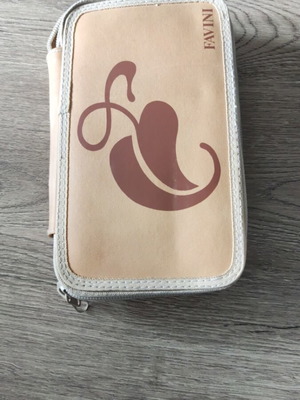 Double beige pencil case, complete