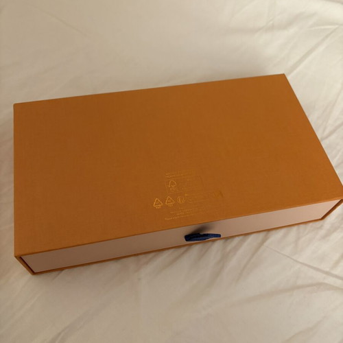 Louis Vuitton empty box new, dimensions 25.5x14.5 cm