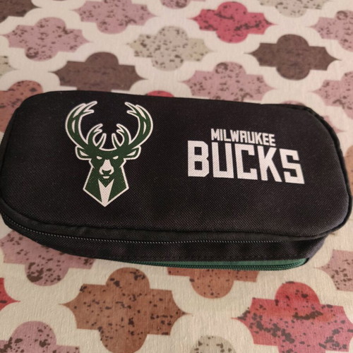 Milwaukee Bucks School Pencil Case like new, 2 zippered compartments