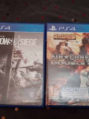 Air Conflicts double pack PS4 and Tom Clancy's Rainbow Six Siege PS4 like new