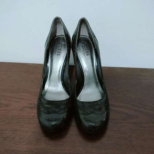 Guess pumps size 39 like new