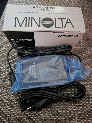Minolta AC Adapter AC-2L new in box
