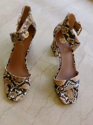 Exe women's summer sandals like new, animal print, size 39