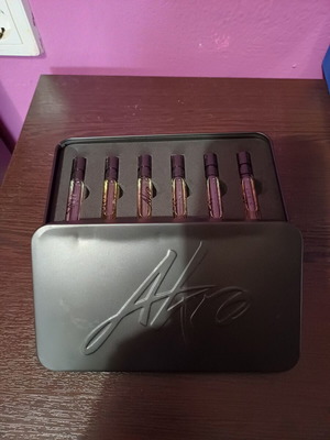 Akro Discovery Kit 6×2ml Eau de Parfum like new