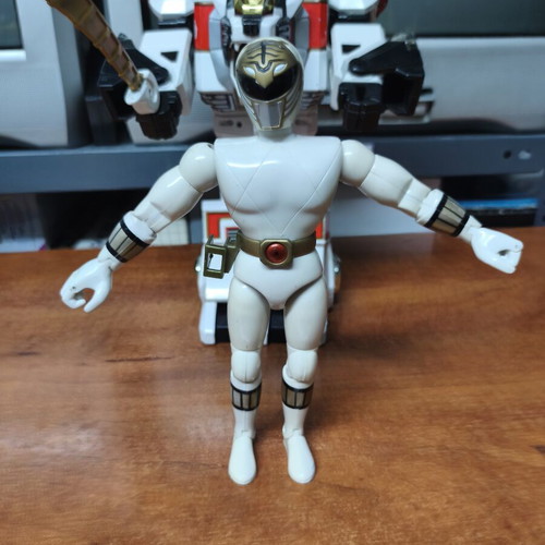 Tigerzord Power Rangers figure with white Power Ranger