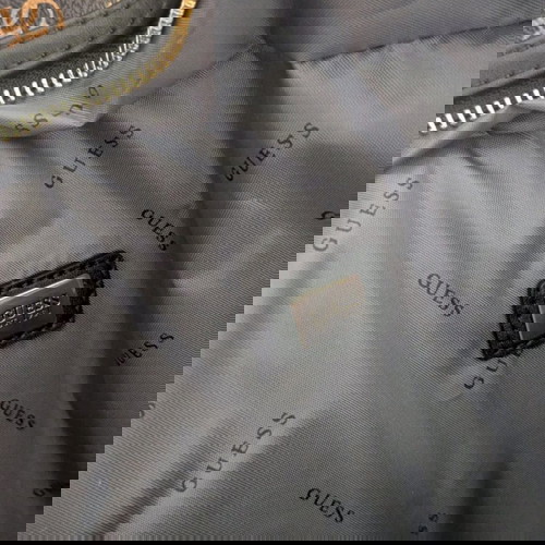 Guess Jesco τσάντα χειρός καινούργια, καφέ