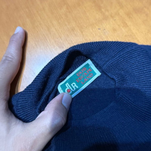 Dur sweater size XL like new