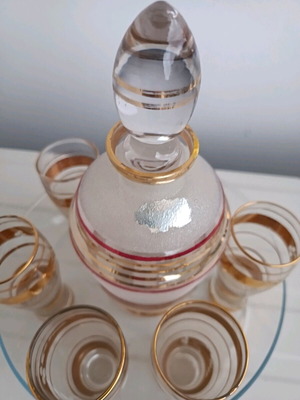 Liqueur decanter with glasses new, made in France 1950