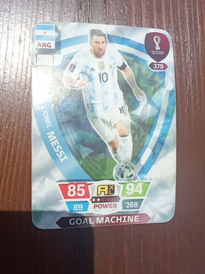 Card World Football Stars Messi used with damages