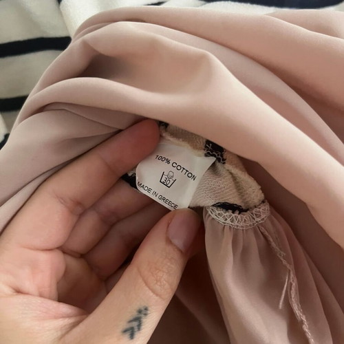 Madame Shou Shou Striped Chiffon Top like new, white and pink, size M