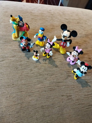 Mickey Mouse figures like new, genuine for cake decoration