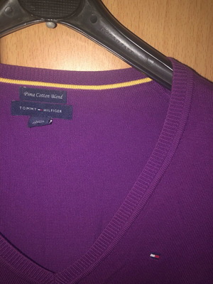Tommy Hilfiger purple knit sweater like new, size S
