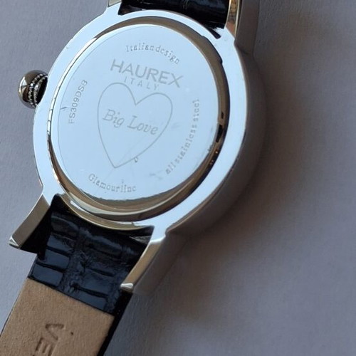 Haurex Italy Glamourline quartz watch like new with leather strap