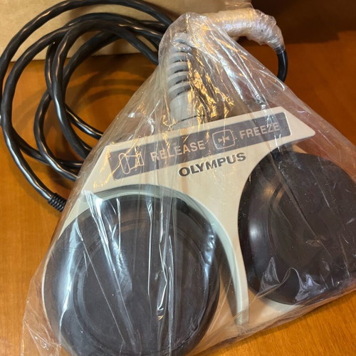 Olympus MAJ-679 Footswitch Pedal σαν καινούργιο με κουτί για EU-M30