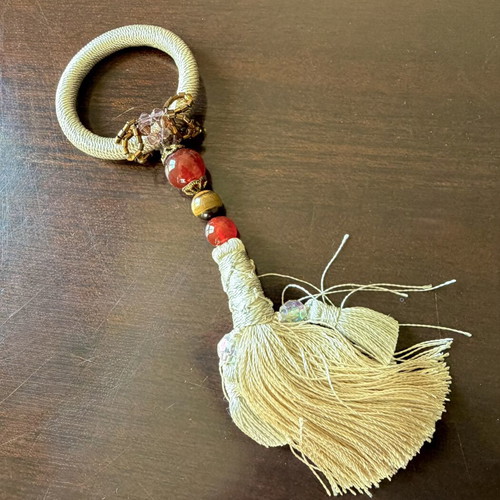 Set of 12 napkin rings with tassels, boho vintage style