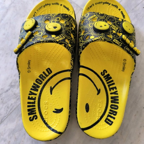 Crocs women's slippers like new, black and yellow, size 37