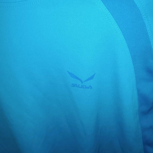 Salewa women's technical t-shirt large used, turquoise