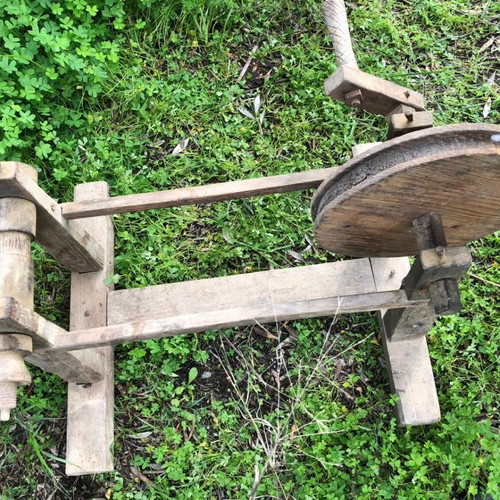 Vintage weaving reel