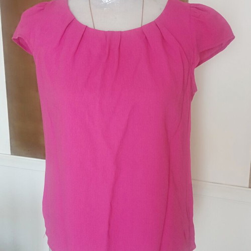 Zara elegant chic viscose blouse cap sleeves pink magenta, like new