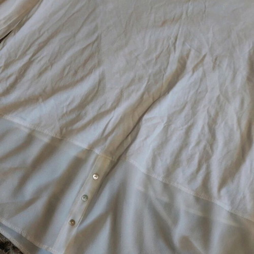 Blouse with transparency and buttons at bottom like new, white, size 44