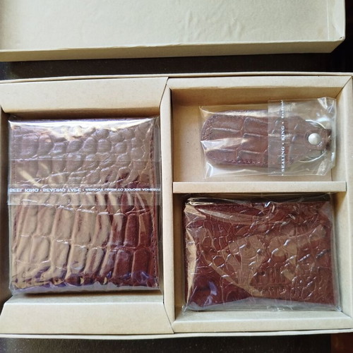 Lapel leather accessories set new with wallet and key holder